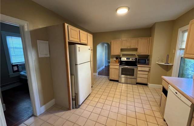 Photo of 46 William Street unit: 2