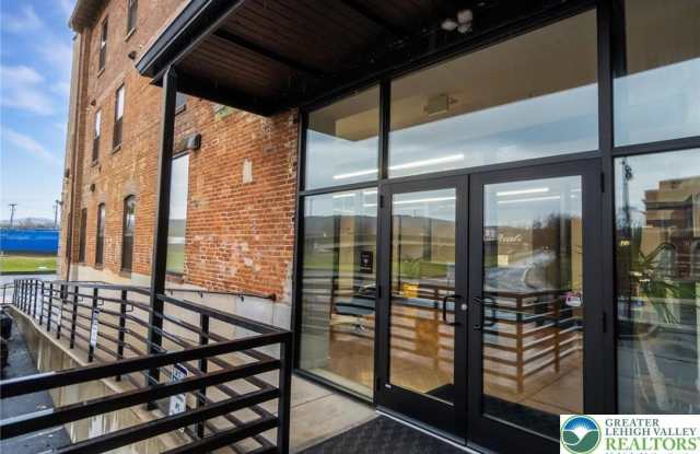 107 Hamilton Street unit: Residence 2