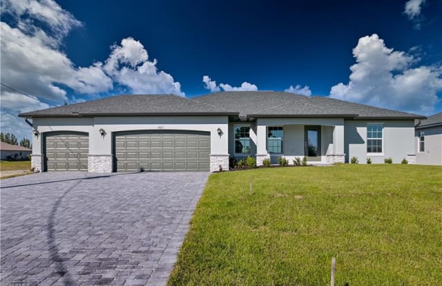 4211 NW 32nd LN - 4211 Northwest 32nd Lane, Cape Coral, FL 33993