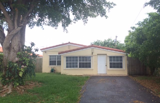 2174 NE 173 Street - 2174 NE 173rd St, North Miami Beach, FL 33162