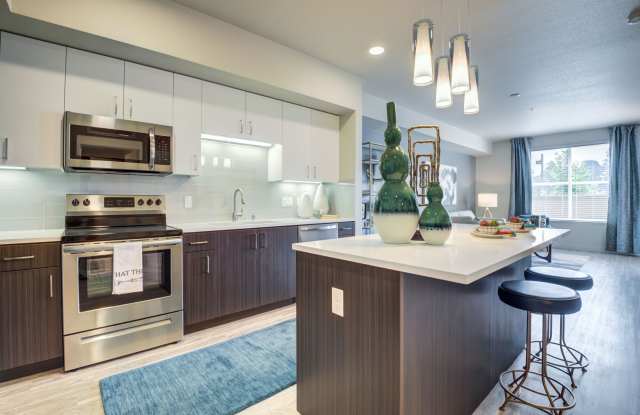 Photo of Renaissance Square