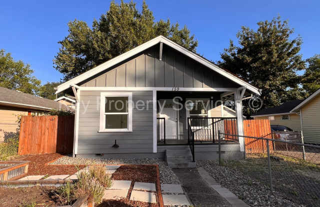 Renovated Longview Cottage with Huge Yard!