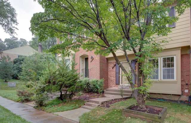 9867 HIGH WATER COURT