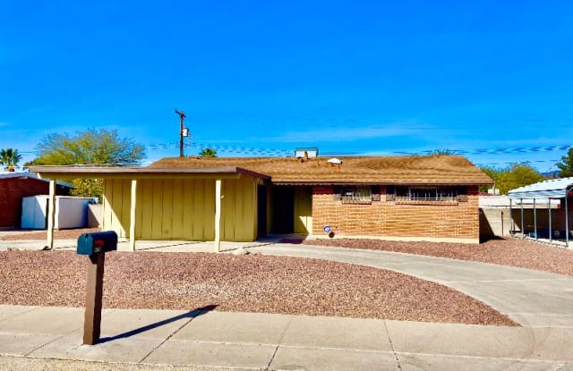 7345 E 20th St - 7345 East 20th Street, Tucson, AZ 85710