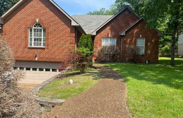 105 Bentree Dr. - 105 Bentree Drive, Hendersonville, TN 37075