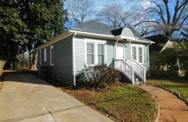 2497 Lakewood Avenue SW