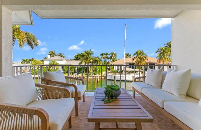 1030 Sugar Sands Boulevard