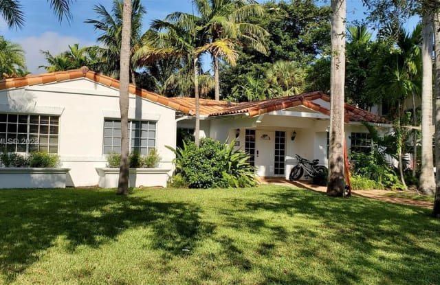 422 Warren Ln - 422 Warren Lane, Key Biscayne, FL 33149