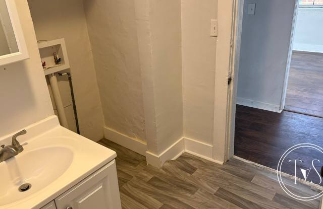 RATE DROP ALERT! (was $1945/month)