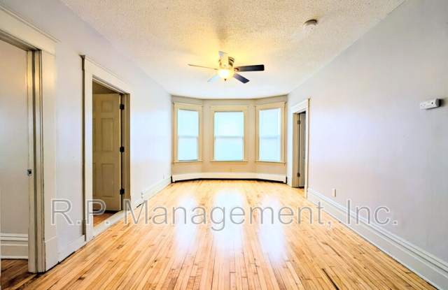 Photo of 61 Delos St W