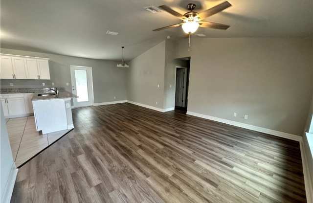 1420 Gleason Parkway