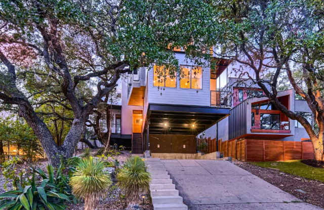 2612 Carnarvon Lane Unit A