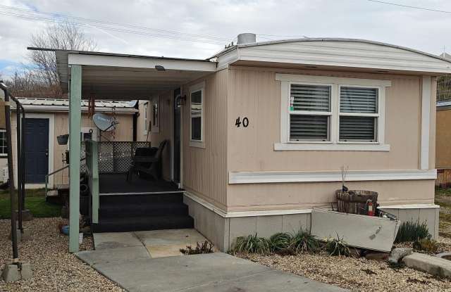 818 N Illinois Ave unit: 40