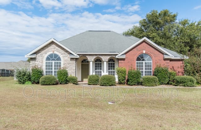 221 Sunset Dr - 221 Sunset Drive, Deatsville, AL 36022