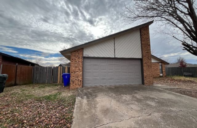 2704 Creekview Pl, Norman OK - 2704 Creekview Place, Norman, OK 73071