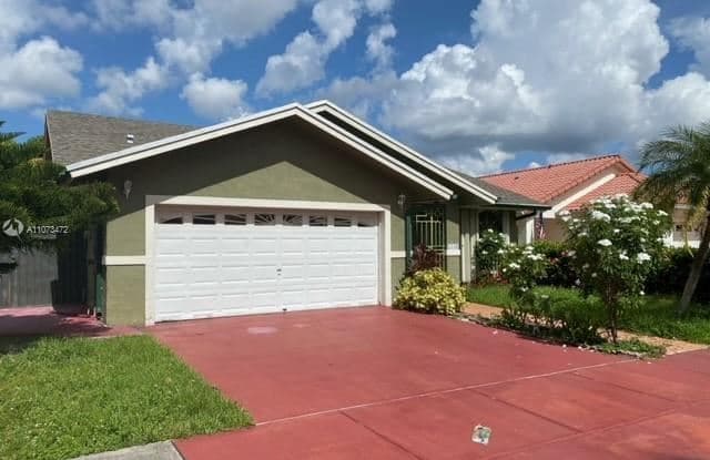 5448 SW 142nd Pl # 0 - 5448 SW 142nd Pl, Kendale Lakes, FL 33175