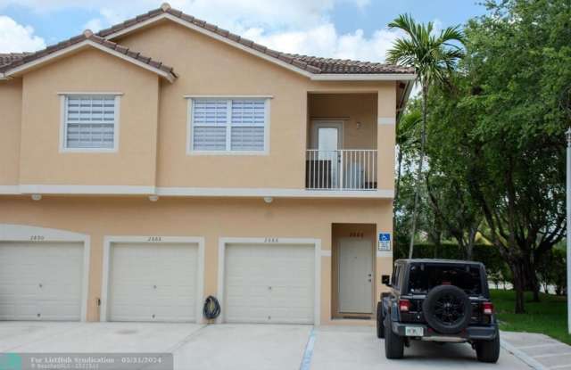 2888 Crestwood Ter