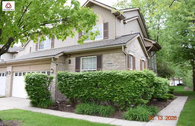 1566 Heron Circle