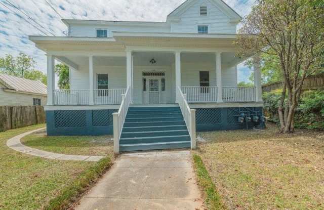 2158 Broad Street