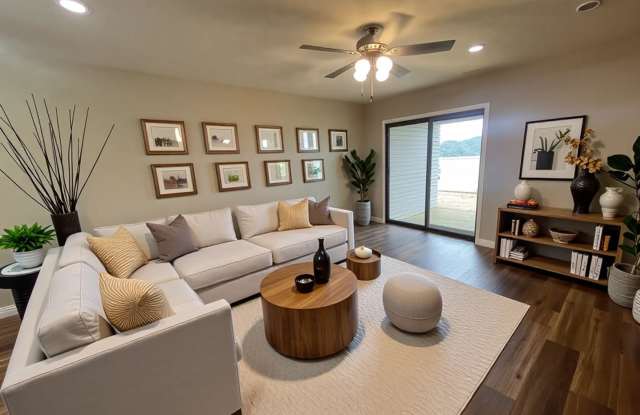 Never Occupied - Brand New 2 bedroom 2 bath Duplex in Kimberling City, MO - Ask us about Move In Incentives