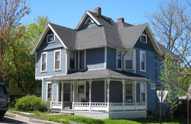 502 S Aurora Street