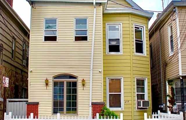 402 6Th Ave