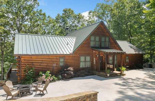 Photo of 5281 Laurel Lane