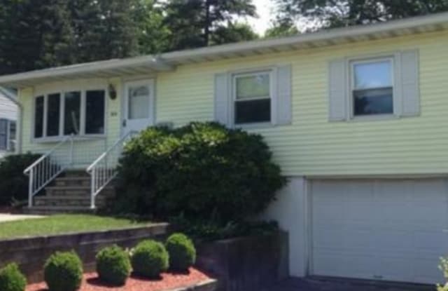 304 Homestead Ave. - 304 Homestead Avenue, Holyoke, MA 01040