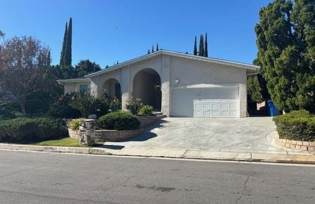 Photo of 12551 Henzie