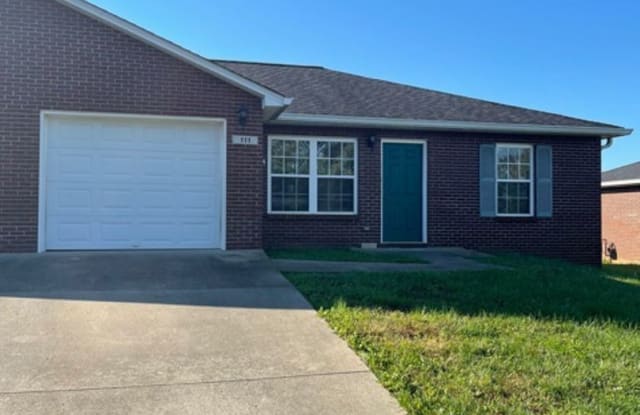 111 Croghan Way - 111 Croghan Way, Vine Grove, KY 40175