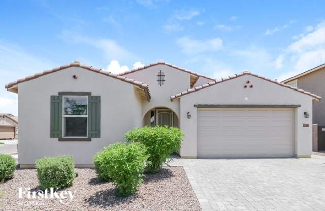 13581 North 141st Lane