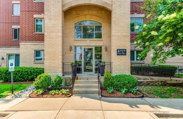 8727 W Bryn Mawr Avenue