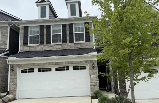 22478 WOODBRIDGE Lane