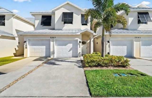 3941 Playa Del Sol Drive