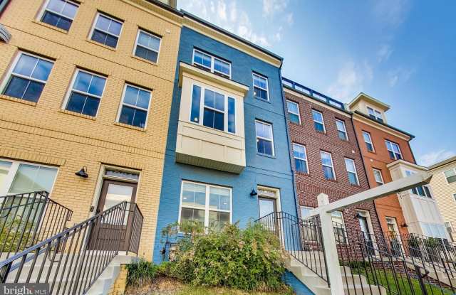 12609 MACAULAY STREET