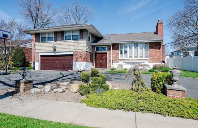 771 Mulberry Place