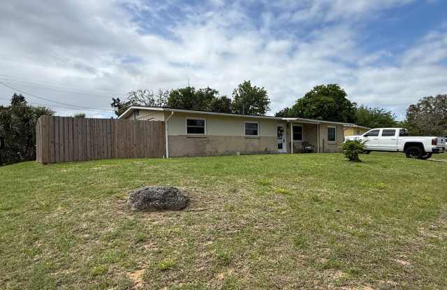 Spacious 4-bedroom, 2-bath pool home