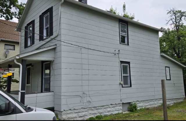 Charming 3-Bedroom Property in Prime Location | 20% OFF ON FIRST MONTH RENT