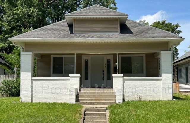 44 N. Oakland Ave.