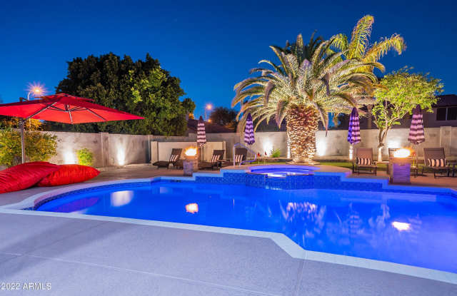 4878 W CARLA VISTA Court