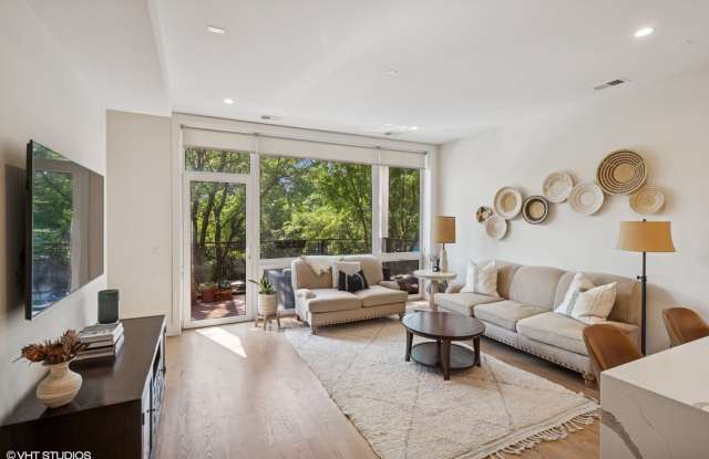 1753 N kedzie Boulevard