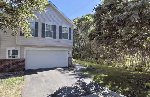 Photo of 7354 Windsor Drive North