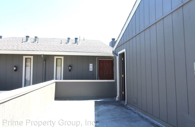 96 Anair Way - 96 Anair Way, Oakland, CA 94605