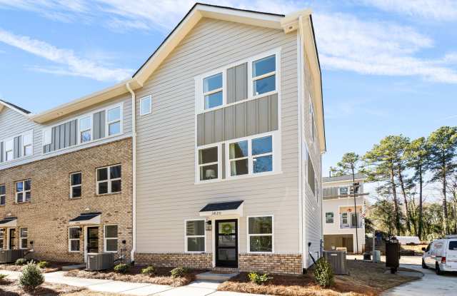 Photo of 3808 Odom Way