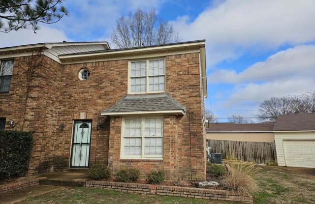 388 Hartsway Cove