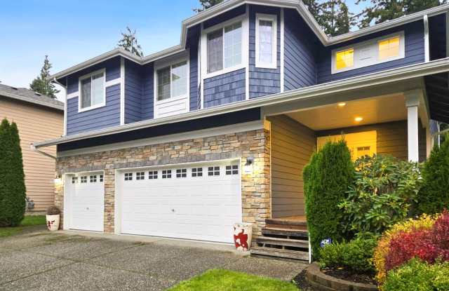 Photo of Spacious 4-Bedroom Home with Modern Updates  Expansive Yard