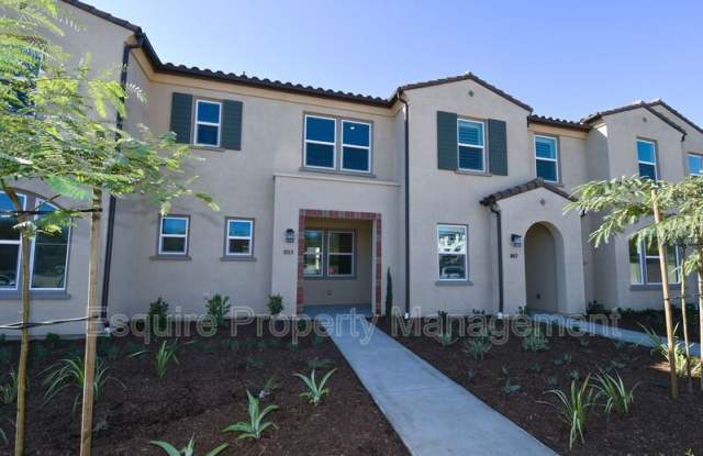193 CAPISTRANO DR
