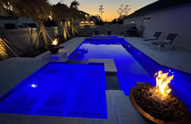 318 WINDWALKER Drive