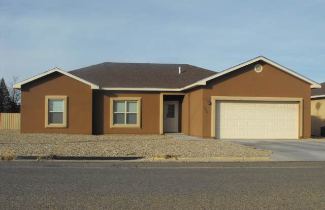 GREAT HOME IN NEW PORTALES NEIGHBORHOOD