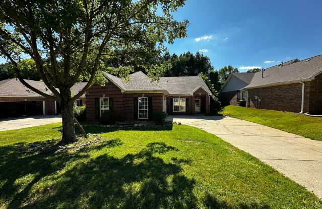 Photo of 108 Gardenside Dr